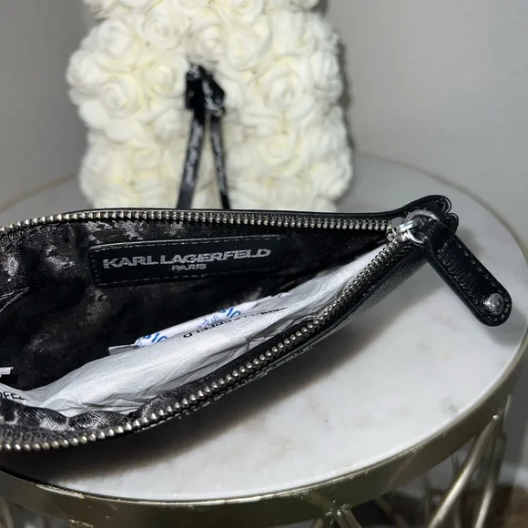 ❣️NEW Karl Lagerfeld With Sunglasses Wristlet - Picture 4 of 5
